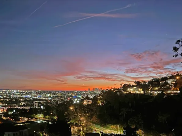 8017 Floral Ave, Los Angeles, CA 90046