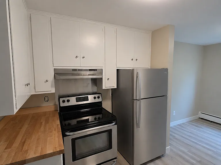 1010 Lafond Ave #1 — Photo 3