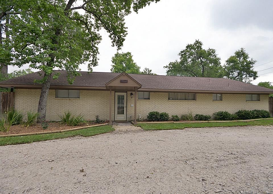 1st image of 907 Fall Creek Dr