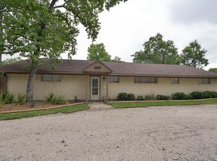 907 Fall Creek Dr, Huffman, TX 77336