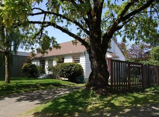 13533 SE Division St, Portland, OR 97236