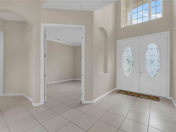 3rd image of 14357 Hampshire Bay Cir