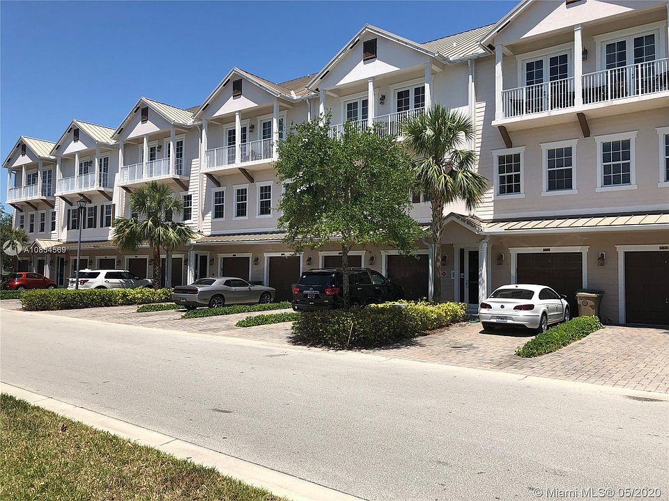 1st image of 6833 Lakeside Cir N #108-1