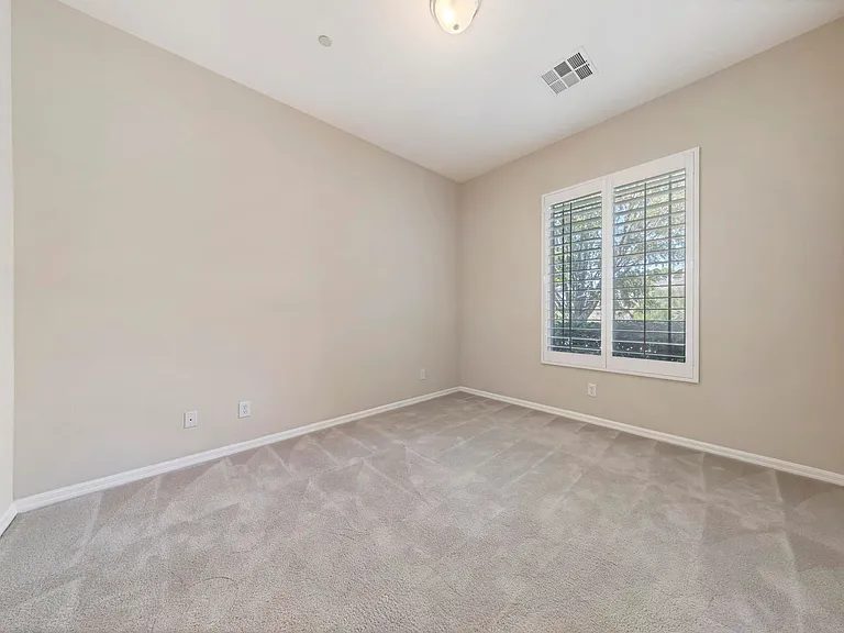 53 Stonemark Dr — Photo 24