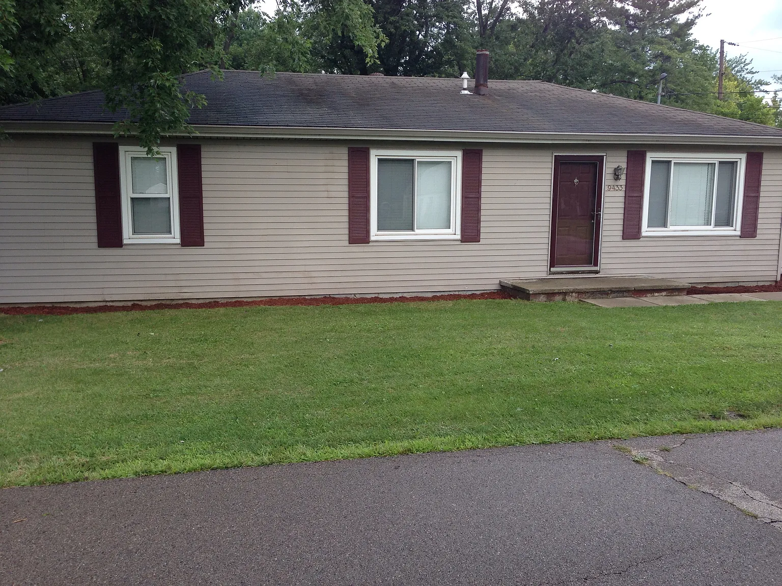 9433 Marcella Dr photo 1