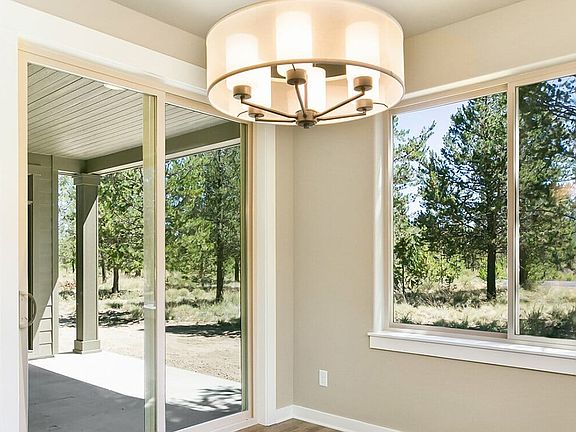 5th image of 20871 SE Sunniberg Ln