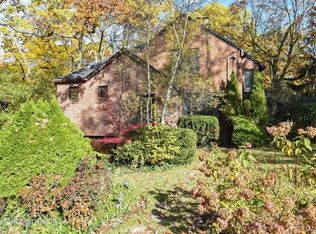 1245 Saint Johns Ave, Highland Park, IL