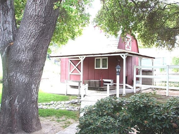 4th image of 26825 Gwenalda Ln