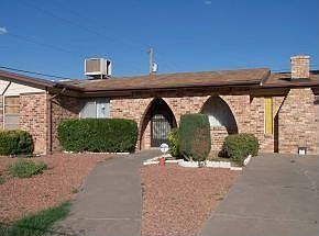 2nd image of 10604 Lana Pl