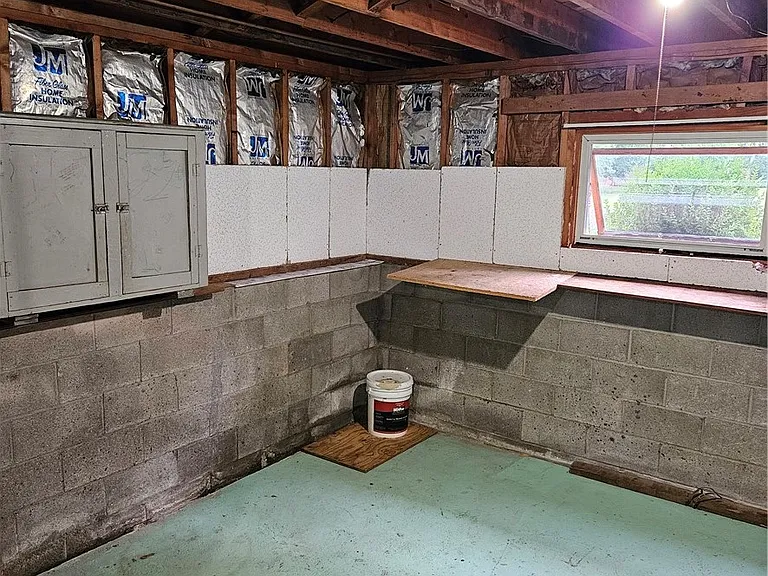 80 David Ave — Photo 25