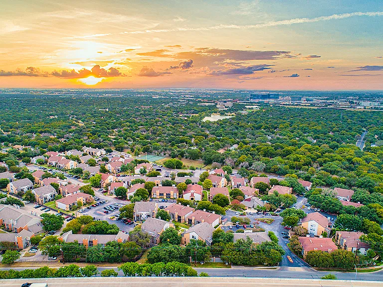 MAA Balcones Woods — Photo 13