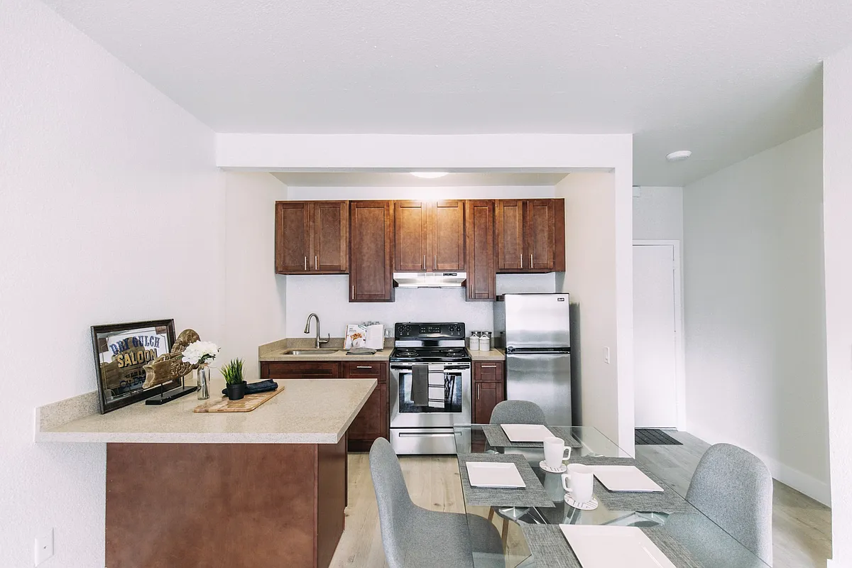 Floor plan Floor Plan B 1BR 1BA