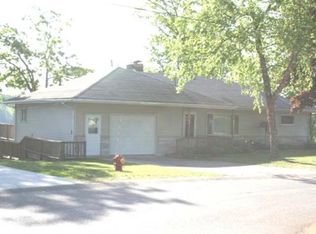 211 S Lake St, Harrison, MI 48625