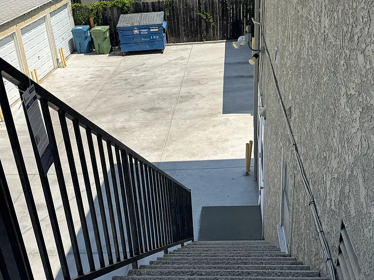 stairway to the unit only