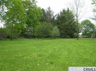 108 Oak Hill Rd, Hudson, NY 12534