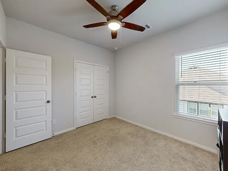 1415 Desire Ln — Photo 14