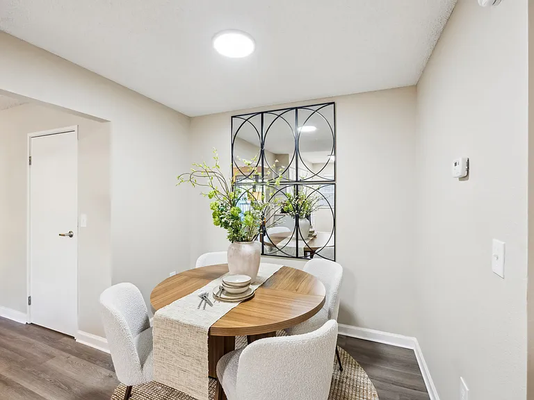 Cypress Pointe — Photo 54