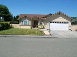 2070 S 2nd Ave, Fortuna, CA 95540