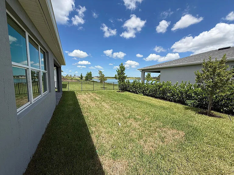 9555 SW Indra Way — Photo 36
