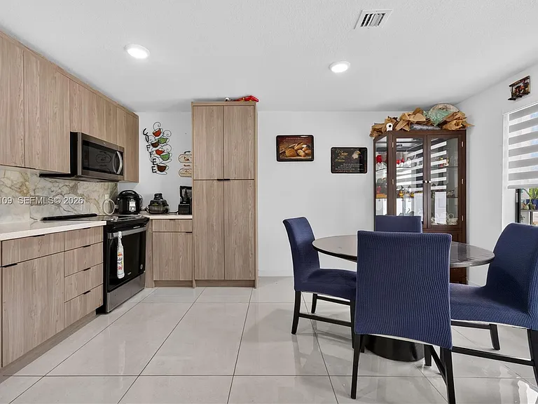 26175 SW 145th Ct — Photo 9