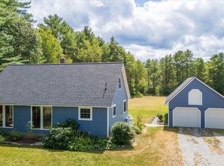 33 Hunt Rd, Vassalboro, ME 04989
