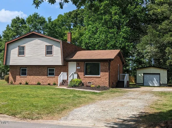 804 Primrose St, Selma, NC 27576