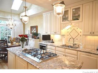 5740 Ballinard Ln, Charlotte, NC 28277