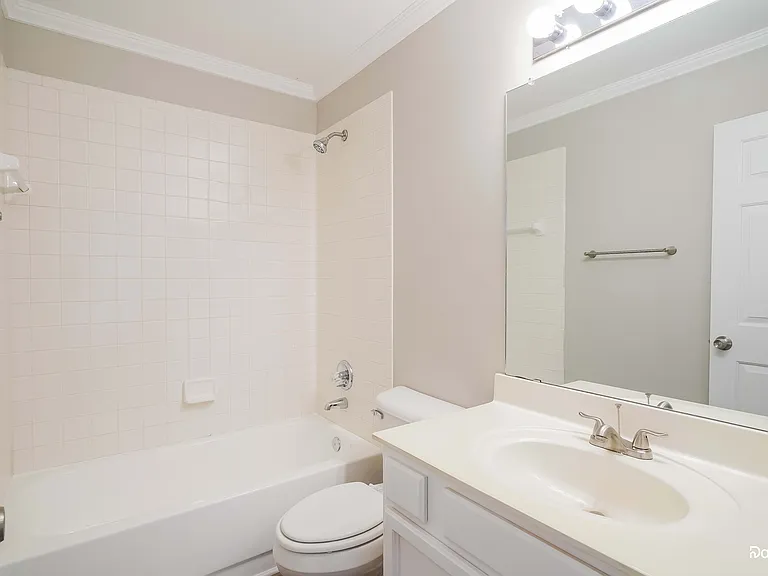 107 Knollwood Ct — Photo 9