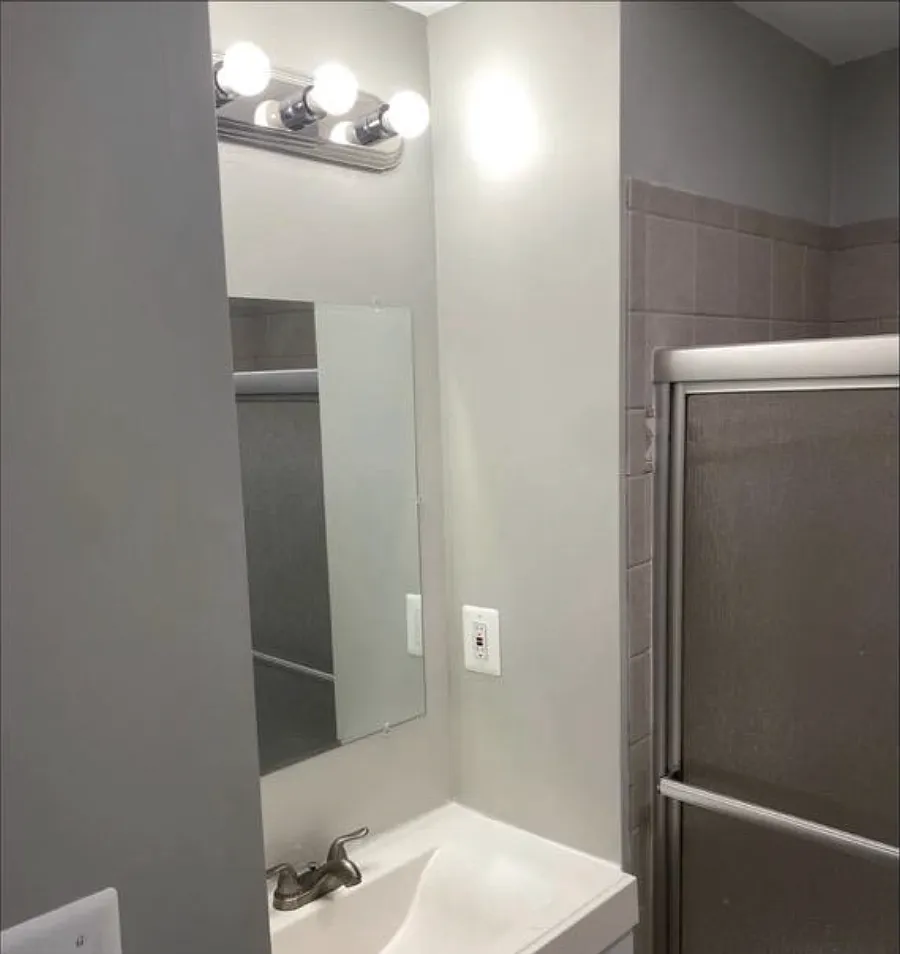 3 bed, 1.5 bath, 1220 sqft, $2,450 — Photo 4