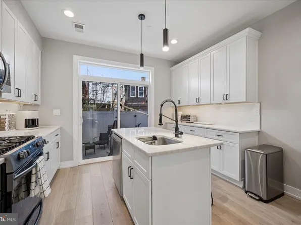 2242 N Reese St, Philadelphia, PA 19133