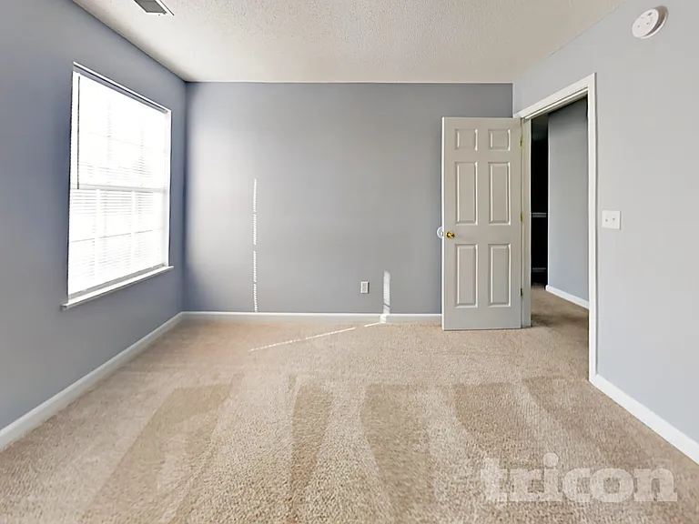 410 Fox Trot Dr — Photo 13