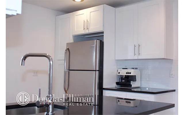 Sold by Douglas Elliman | media 18