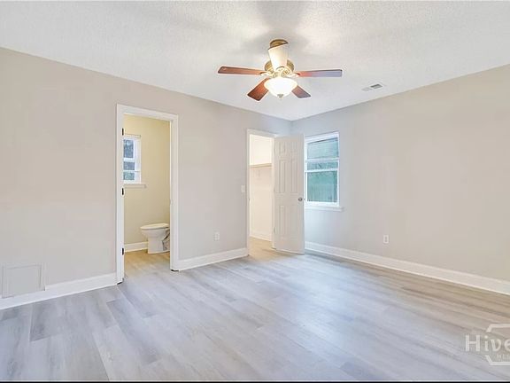 4th image of 21 Haney Road