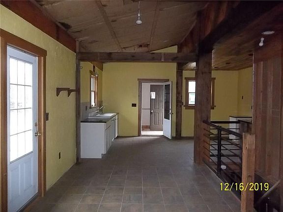 5th image of 1 Barbs Hill Rd