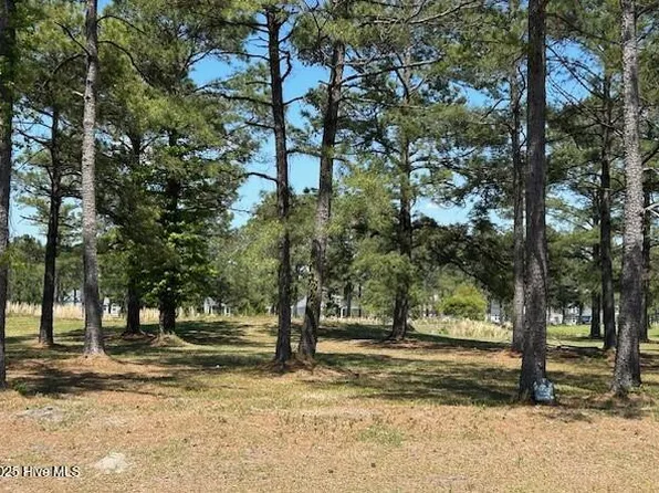 1044 Crosby Circle SW, Sunset Beach, NC 28468