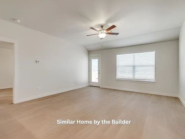 1616 Highland Loop — Photo 6