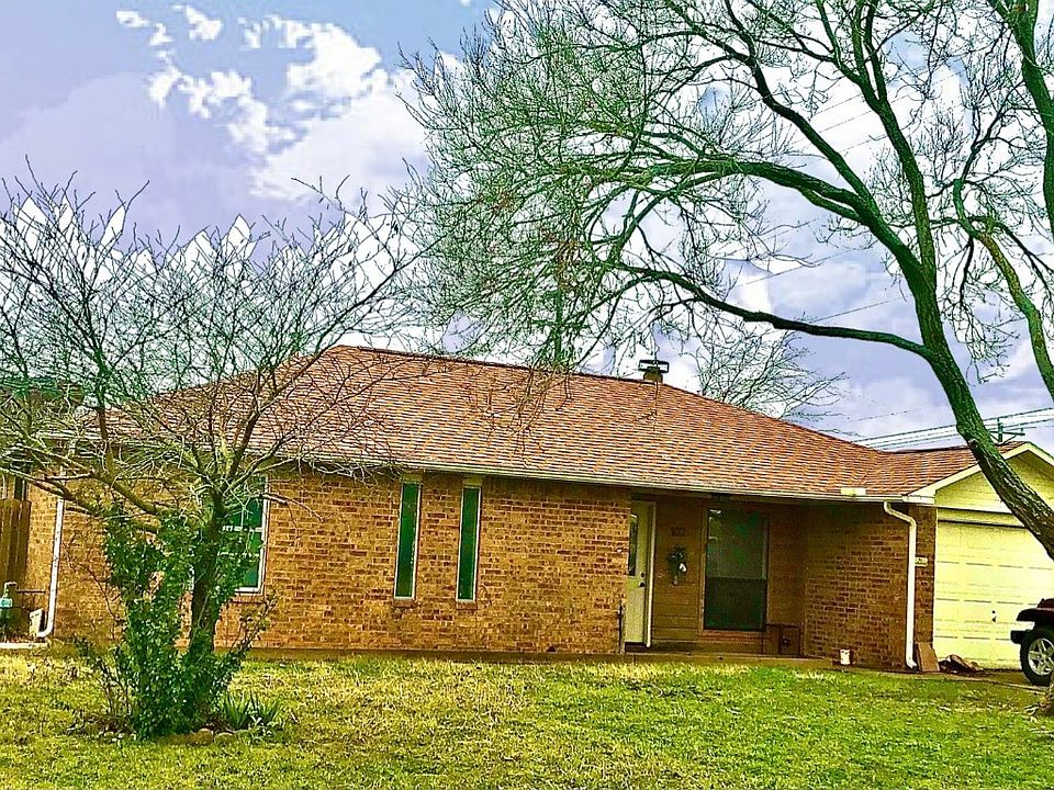 1st image of 102 Mesa Dr