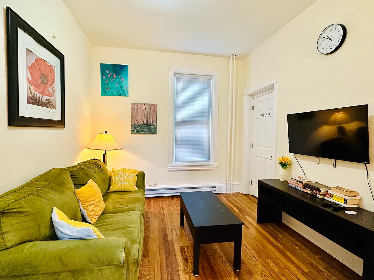 Building Photo - 805 N Franklin St #2