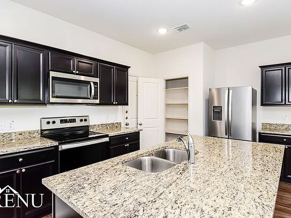 5th image of 6005 Mojave Dr