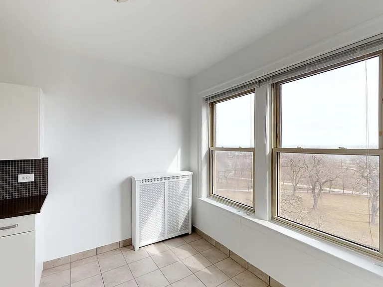 East Park Tower — Photo 103