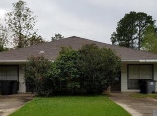 15538 Old Newport Ave, Baton Rouge, LA 70817