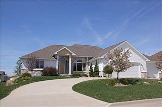 1st image of 165 Bunker Cir