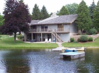 824 S Dousman Rd, Oconomowoc, WI 53066