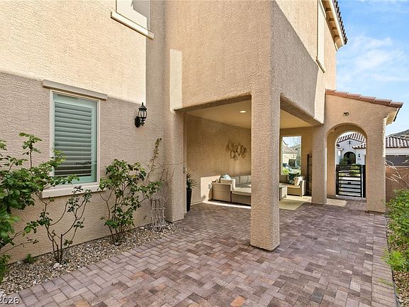4th image of 9514 Wild Valley Ave
