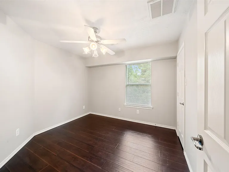 3 Whitekirk Pl — Photo 27