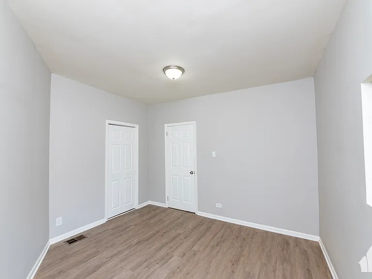 1022 W Fry St #CH1 — Photo 7