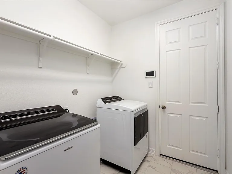 2116 Sweet Bay Dr — Photo 27