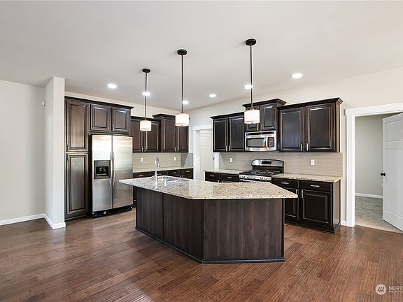 4th image of 612 183rd Street Ct E