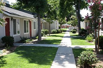 2nd image of 687 Loughborough Dr APT 3