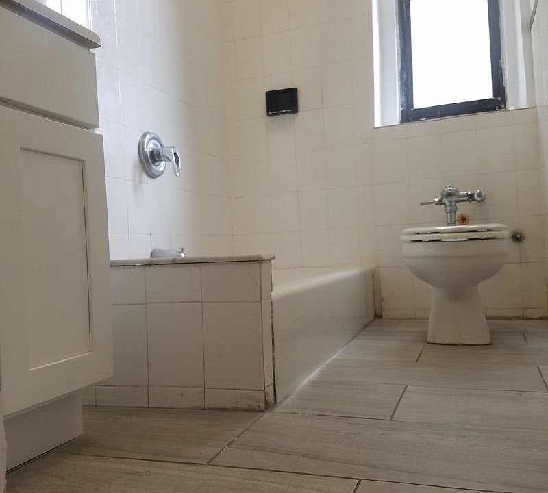 1st image of 110 Seaman Ave APT 4E